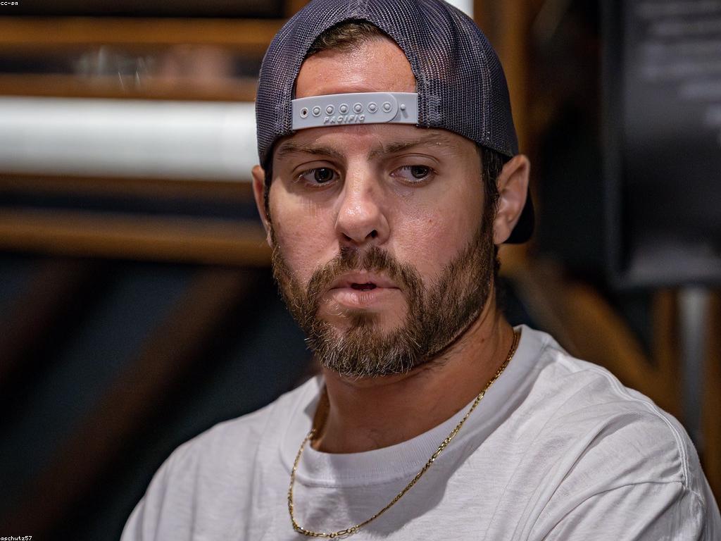 យុទ្ធសាស្ត្រនិងច្បាប់ក្នុងការលេងប៉ូកឺរ